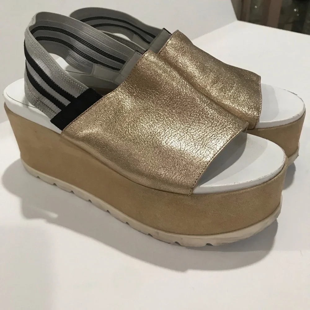 JEANNOT Platform sandals gold shiner leather suede Sz 41
